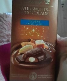 Lindt Chocolad Mandel Caramel 100g Packung lxmas25