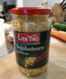 Lien Ying Sojabohnen Keimlinge