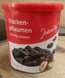 Jeden Tag Trockenpflaumen entsteint