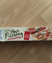 Tante Fanny Frischer Blech Pizzateig mit Sauerteig & Pizzasauce