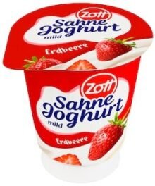 Zott Sahnejoghurt Erdbeere, Kirsche, Heidelbeere