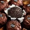 04/04/2024［預購8天到貨!］義大利限量版 FERRERO RONDNOIR 頂級黑巧克力朗莎禮盒 14粒裝：圖片 2